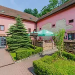 Hotel Stary Pivovar 3*