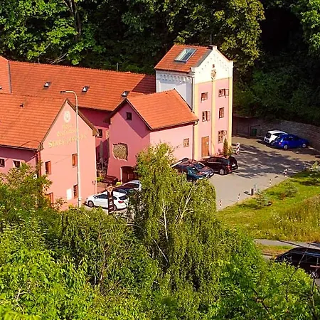 Stary Pivovar Hotel